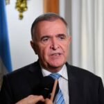 Jaldo calificó de “pollerudo” a Manzur tras su reunión con Cristina Kirchner