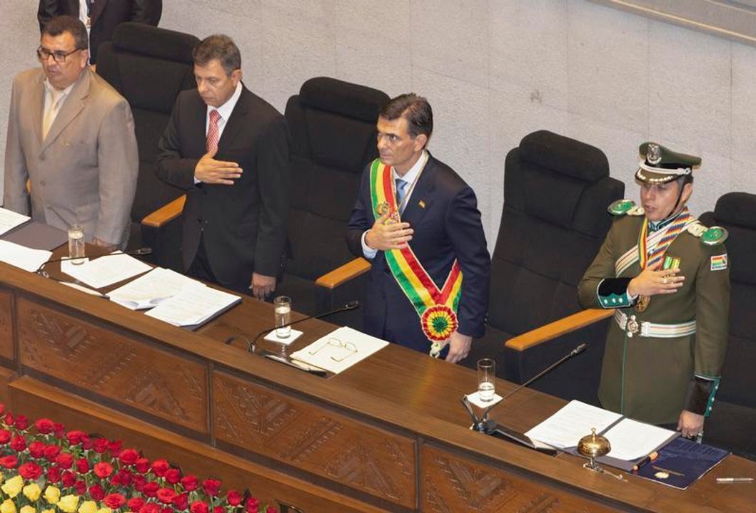 Paz defendió su estadía en Florida y afirmó que buscó inversiones