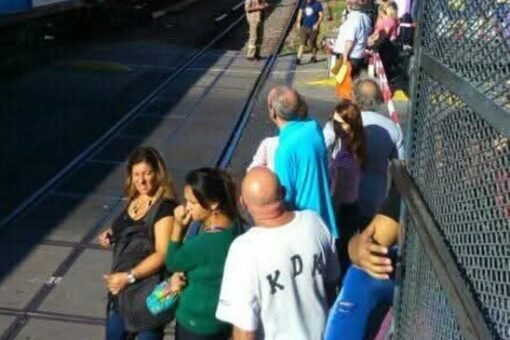 Una mujer de 56 a帽os muri贸 tras ser arrollada por el Tren Sarmiento en Flores