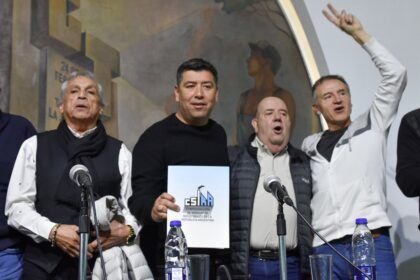 La CGT rechaz贸 el fallo de la Corte que mantiene derogada la Ley de Tierras