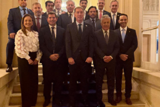 Orrego presenta en París las oportunidades mineras de San Juan ante inversores