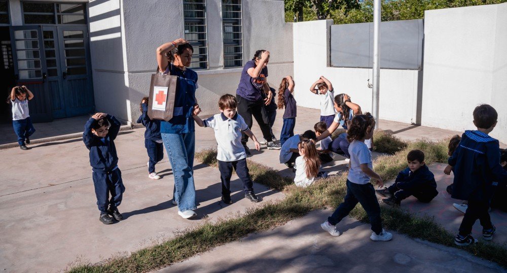 San Juan realiza el mayor simulacro sísmico escolar con más de 243.000 participantes