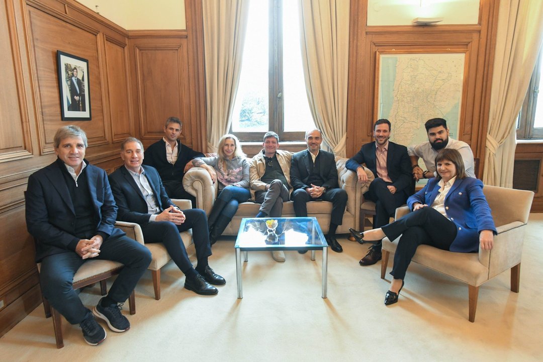 El Gobierno reunirá a la Mesa Política y desplegará una agenda ministerial