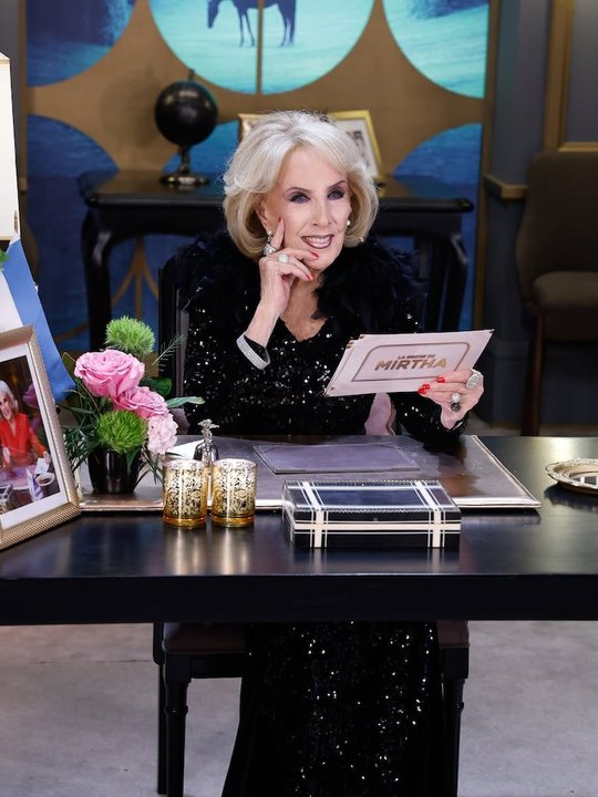 El Mater Dei informó que Mirtha Legrand se retiró en un auto particular