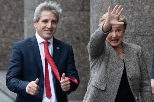 Caputo viajará a Bangkok para participar de la reunión anual del FMI