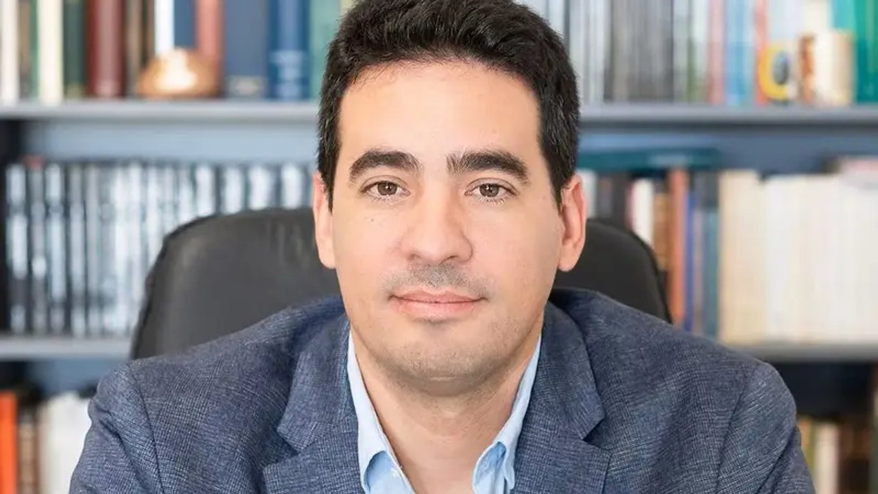 Ravier cuestionó al kirchnerismo y defendió el rumbo del Gobierno