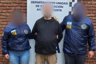 Detuvieron en Rosario a un hombre acusado de difundir mensajes antisemitas