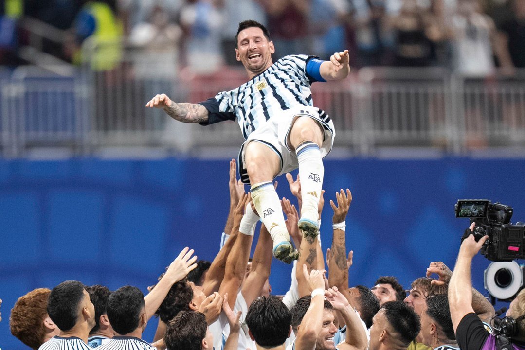 Video: jugadores de la Selección dedicaron mensajes a Messi por su despedida