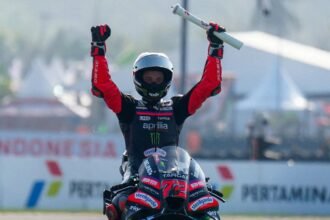 MotoGP: Bezzecchi ganó en Indonesia y Aprilia completó un 1-2-3-4