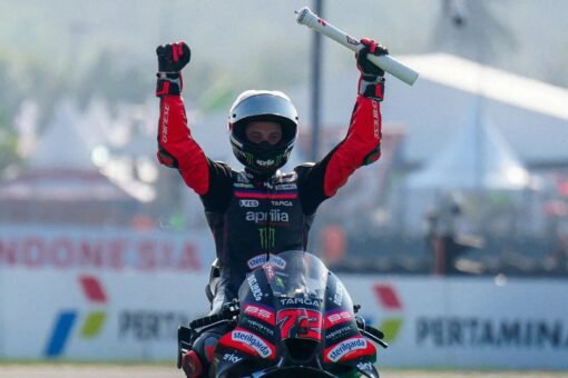 MotoGP: Bezzecchi gan贸 en Indonesia y Aprilia complet贸 un 1-2-3-4