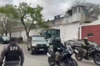 Comenzó el traslado gradual de presos de Devoto a la cárcel de Marcos Paz