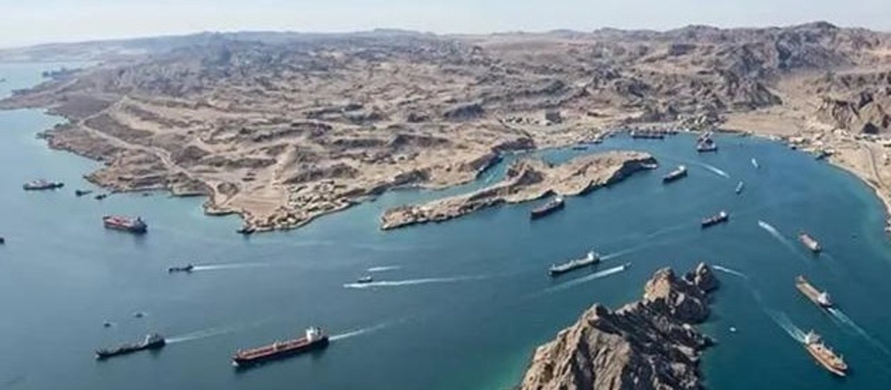 Irán consideró insuficiente la respuesta de EE.UU. y mantiene cerrado Ormuz