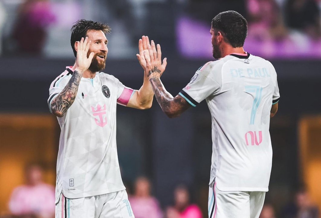 Inter Miami venció 2-0 a New York City con asistencia de Messi a De Paul