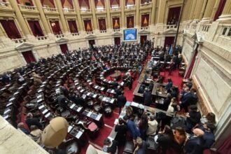 Oficialismo y oposición cruzaron acusaciones tras la caída de la sesión por el DNU 70/23
