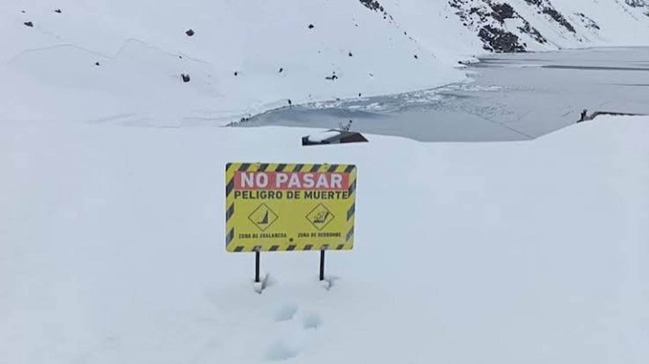 Avalancha en el centro de esquí Portillo dejó cuatro muertos y cuatro heridos