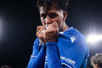 Vélez venció a Gimnasia de Mendoza y quedó a dos puntos de la cima anual