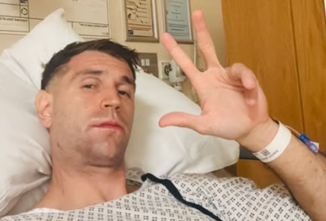 El Dibu Martínez fue operado y espera volver a las canchas en unas semanas