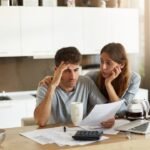 Dos de cada tres argentinos se quedan sin dinero antes del día 20