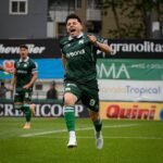 Ferro venció a Racing de Córdoba y quedó cerca de la final por el ascenso