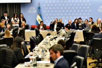 Torrendell defendió el presupuesto universitario y reclamó gestión responsable