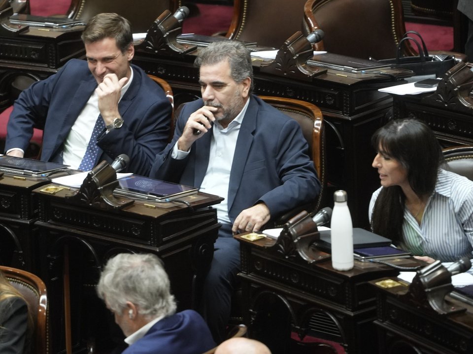 Diputados envió a comisión el proyecto sobre endeudamiento familiar tras 15 horas
