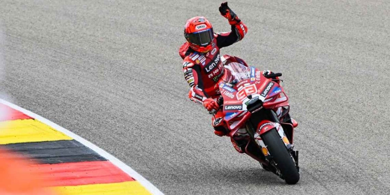 Marc Márquez ganó la sprint de Australia y pasó a liderar MotoGP