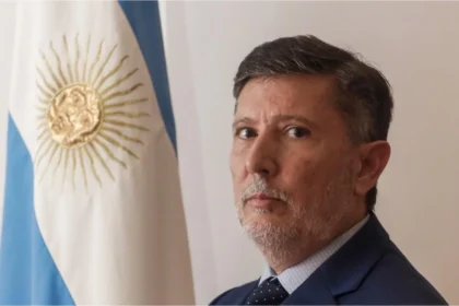 La SIDE reorganiza la formación de agentes e incorpora concursos públicos