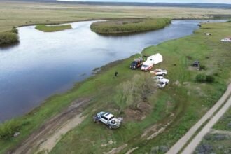 Buscan a dos hermanos de 10 y 12 años arrastrados por el río Gallegos