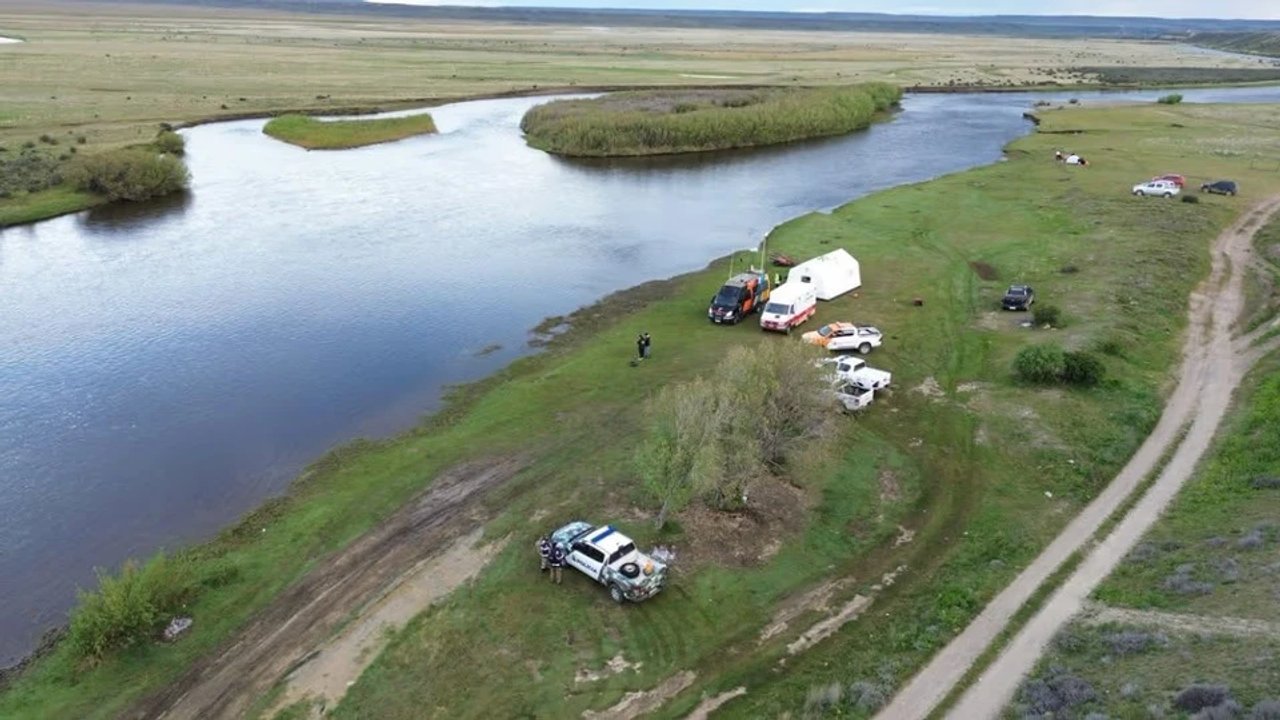 Buscan a dos hermanos de 10 y 12 años arrastrados por el río Gallegos