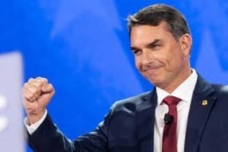 Flávio Bolsonaro pasó por Argentina en un vuelo privado rumbo a Estados Unidos