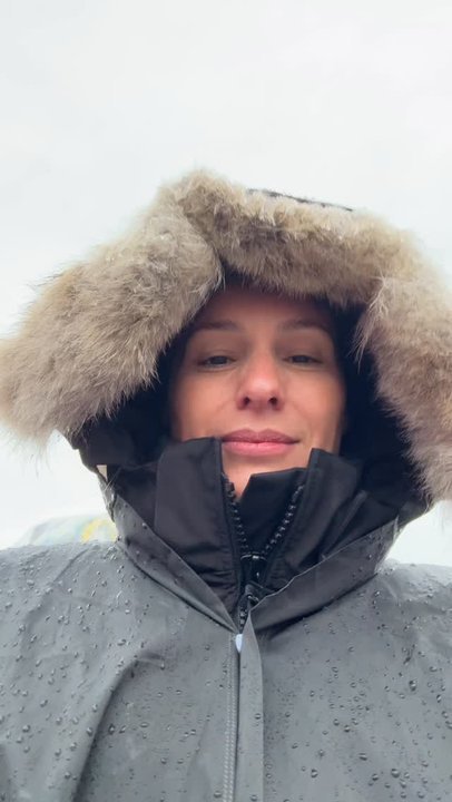 Pampita participó de la Peregrinación a Luján y mostró cómo se protegió de la lluvia
