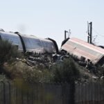 Informe estima que el choque de trenes en España ocurrió a 160-200 km/h