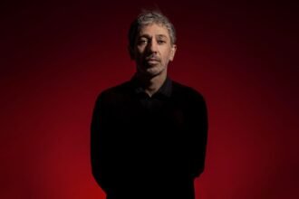 Alejandro Ros reúne más de 30 años de diseño gráfico en el libro Gráfica
