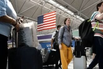 Estados Unidos exigirá una declaración sanitaria a pasajeros internacionales