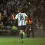 La Selección argentina comenzó su renovación con una victoria 4-0 ante Bolivia