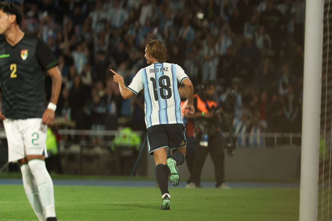 La Selección argentina comenzó su renovación con una victoria 4-0 ante Bolivia