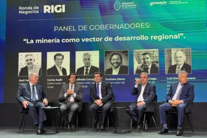 Orrego expuso en Rosario sobre minería, empleo y valor agregado local