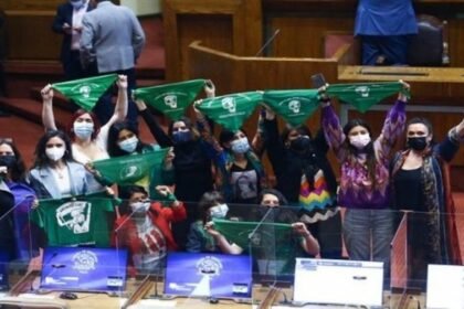 El Senado chileno aprobó cambios para agilizar la expulsión de extranjeros