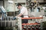 La industria perdió 66.262 empleos y solo tres jurisdicciones sumaron puestos