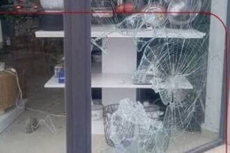 Investigan el robo a un comercio de electrónica en Villa Aberastain