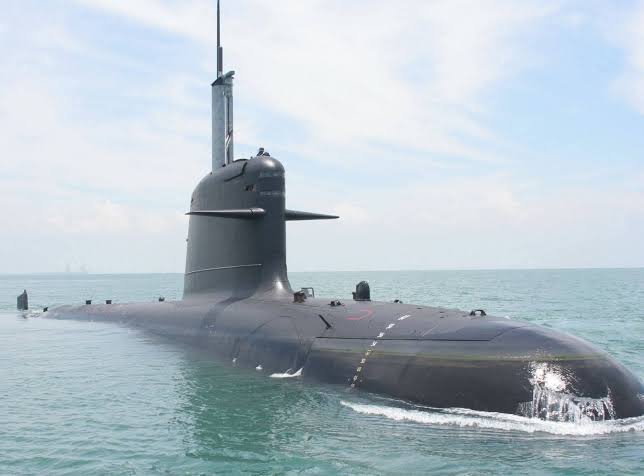 El Gobierno negocia una operación de US$ 2.300 millones por tres submarinos