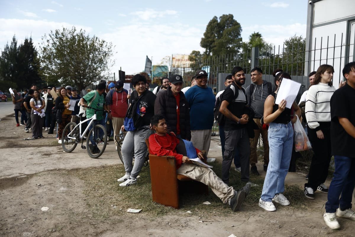 Reformas laborales: cayó el empleo registrado y creció la informalidad