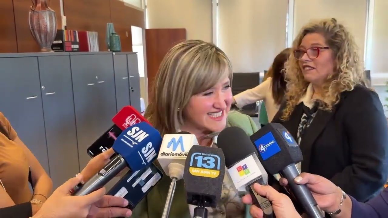 Silvia Fuentes habló de titularización, COPRE y simulacro sísmico